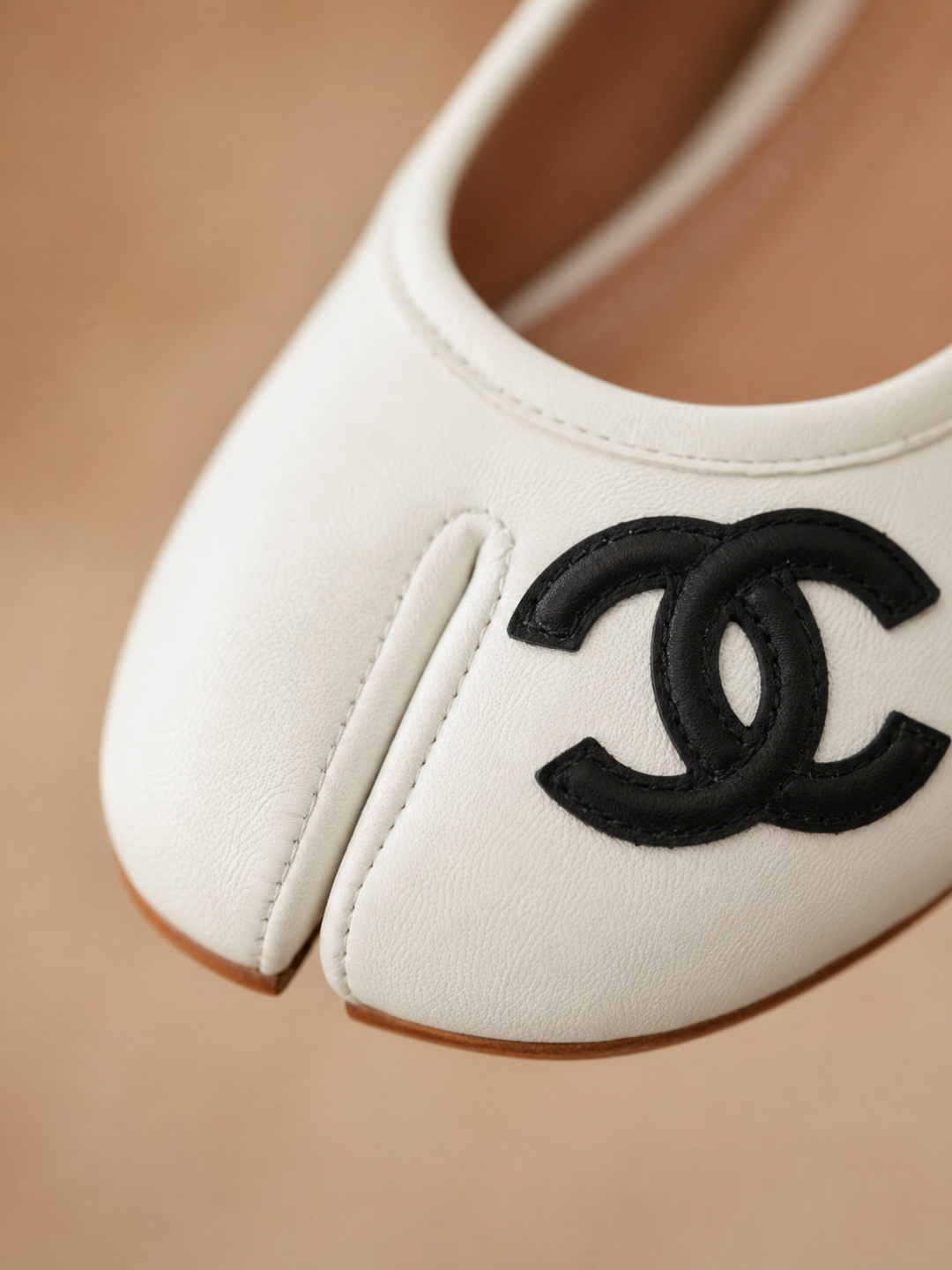 Chanel White Leather Ballet Flats