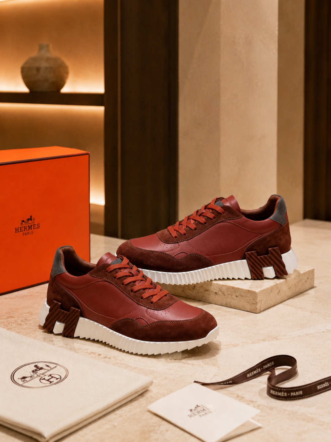 Bouncing Low-Top Sneakers in Burgundy Calfskin