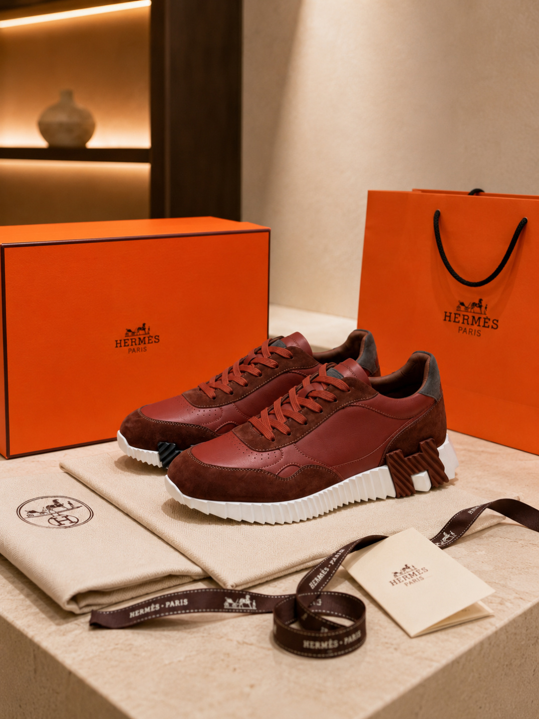 Bouncing Low-Top Sneakers in Burgundy Calfskin