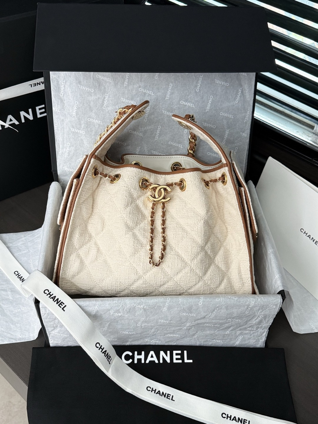 CHANEL 25 Small Handbag