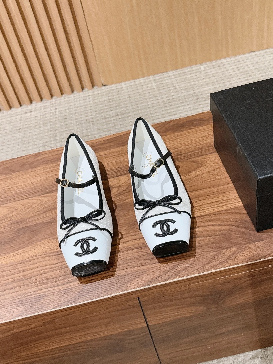 CHANEL CC Cap Toe Mary Jane Ballet Flats