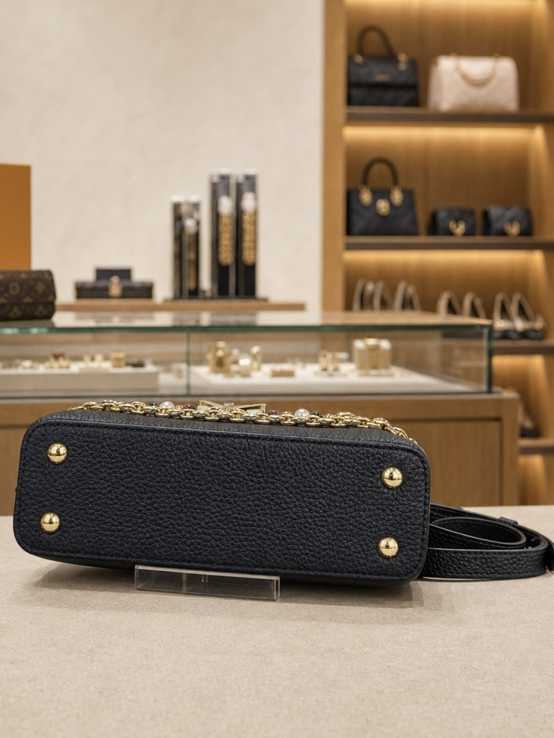 Louis Vuitton Capucines Mini Black Leather Top bag
