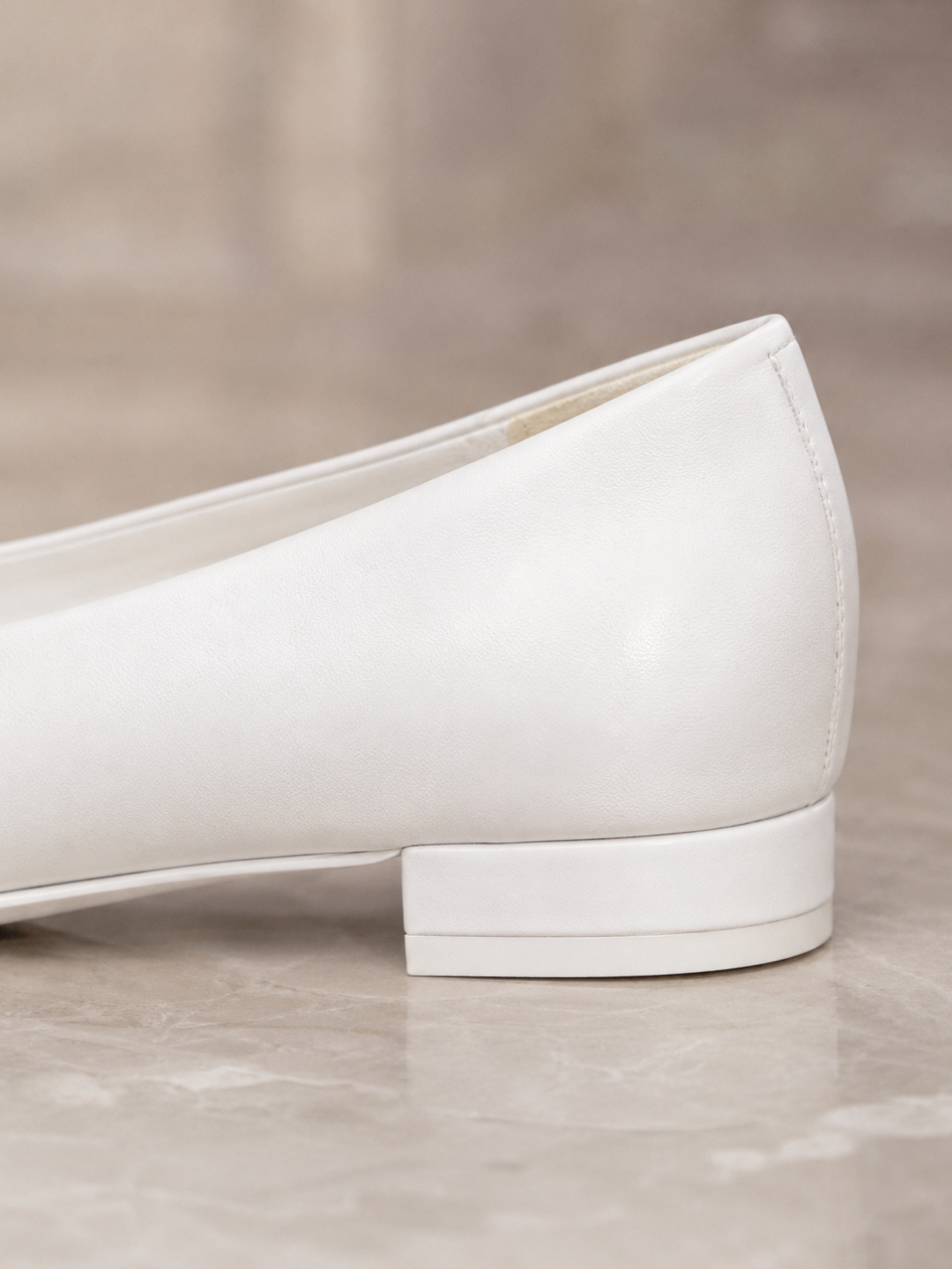 CHANEL CC Cap-Toe Leather Ballet Flats