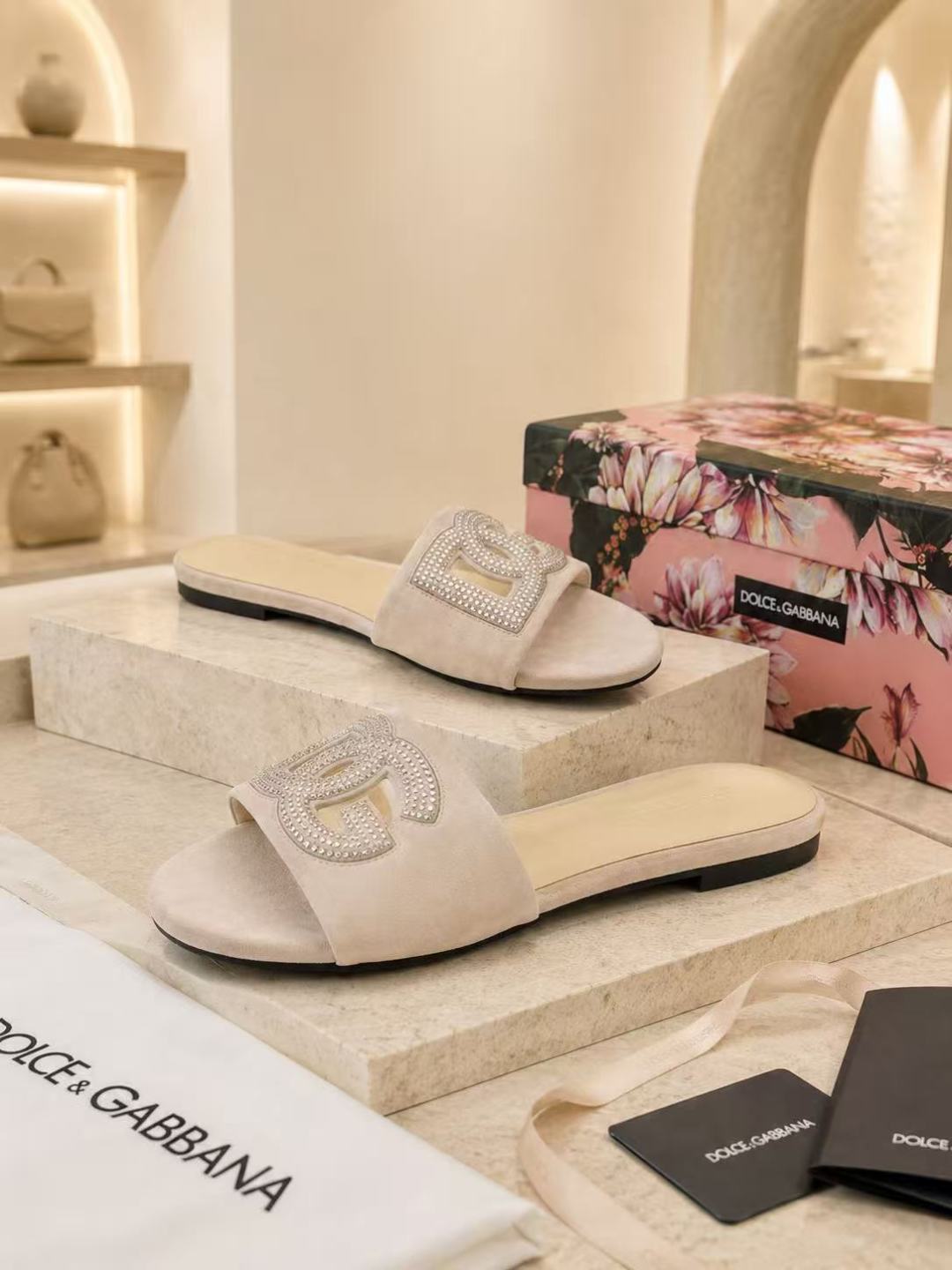Dolce & Gabbana DG Crystal Logo Slide Sandals