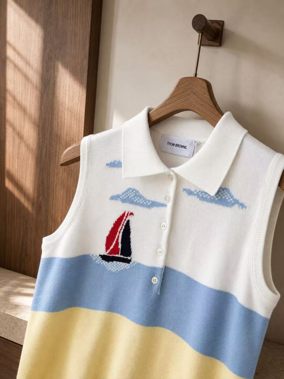 thom browne sailing boat intarsia knit vest