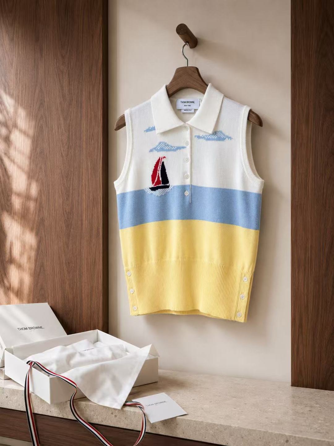 thom browne sailing boat intarsia knit vest