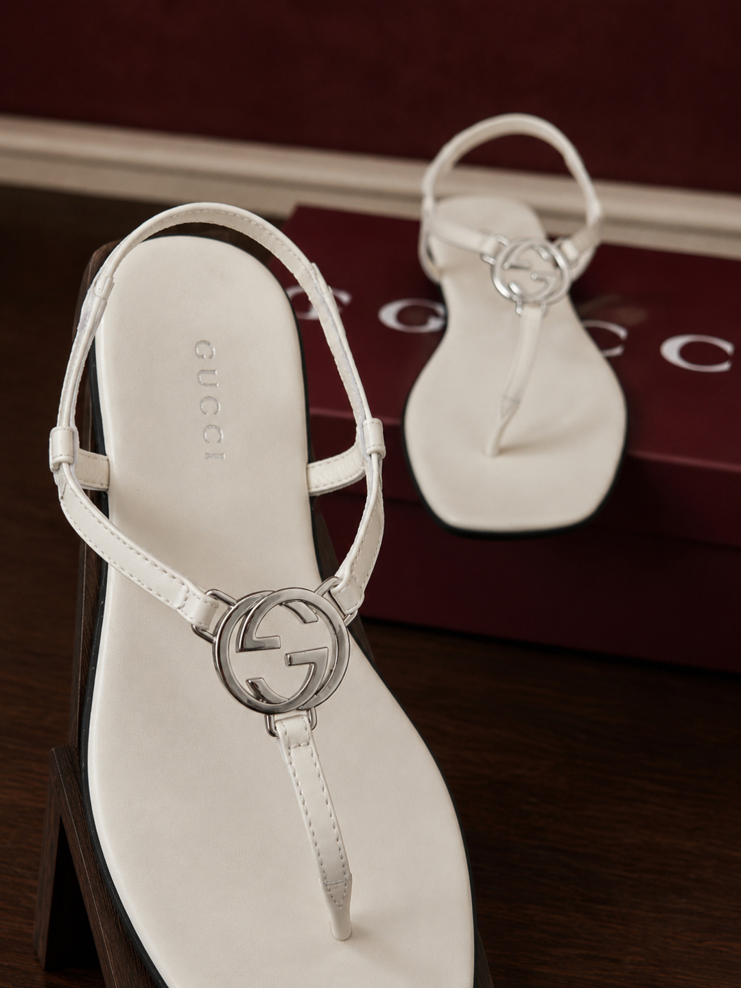 Gucci Interlocking‑G Thong Sandals