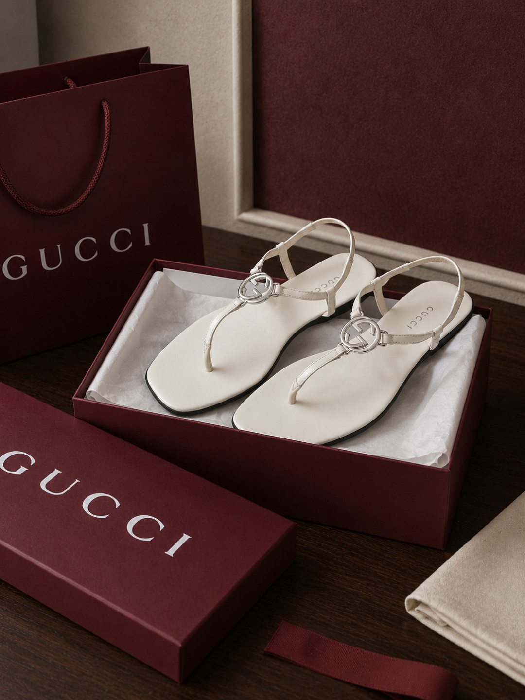 Gucci Interlocking‑G Thong Sandals