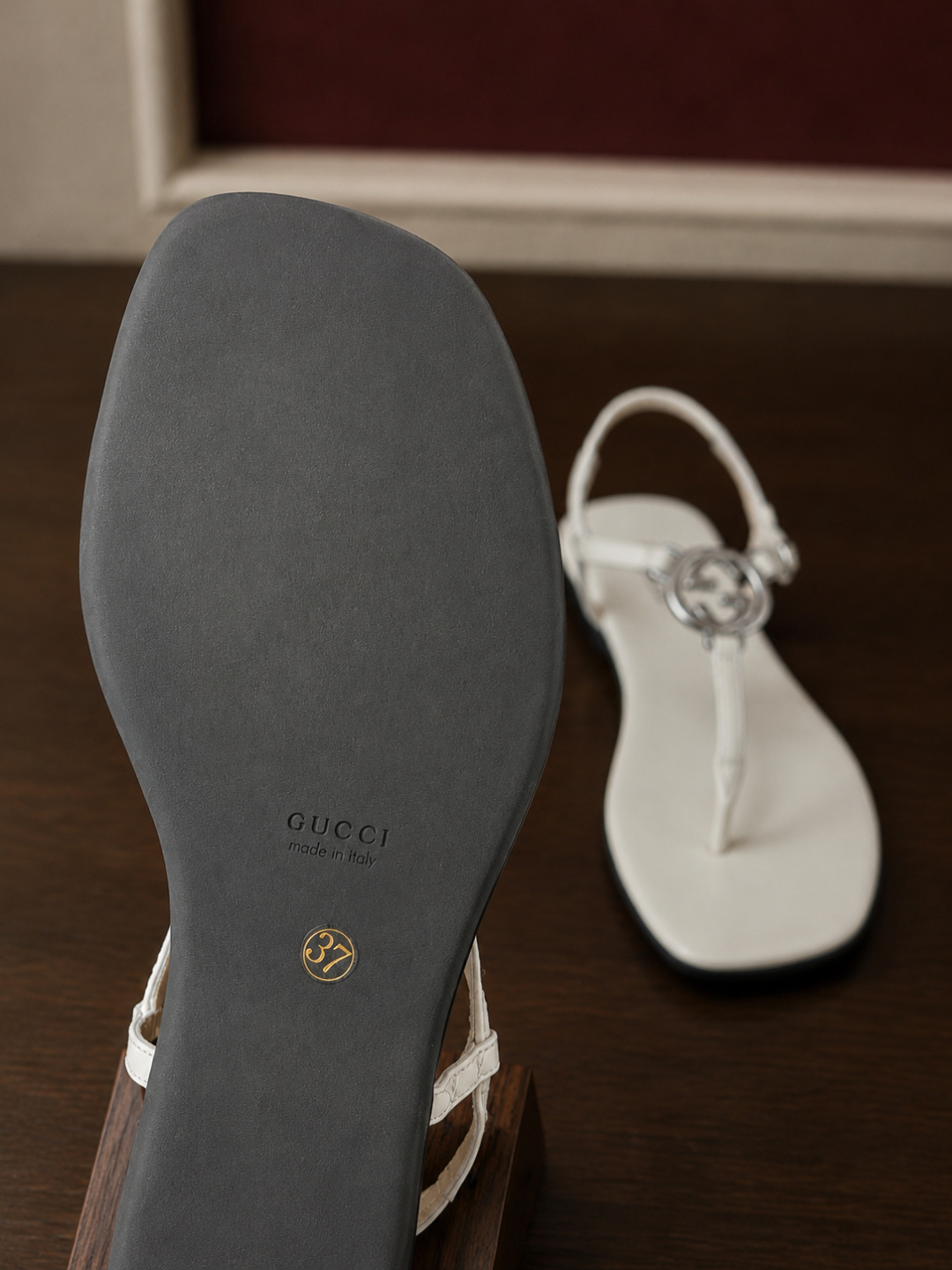 Gucci Interlocking‑G Thong Sandals