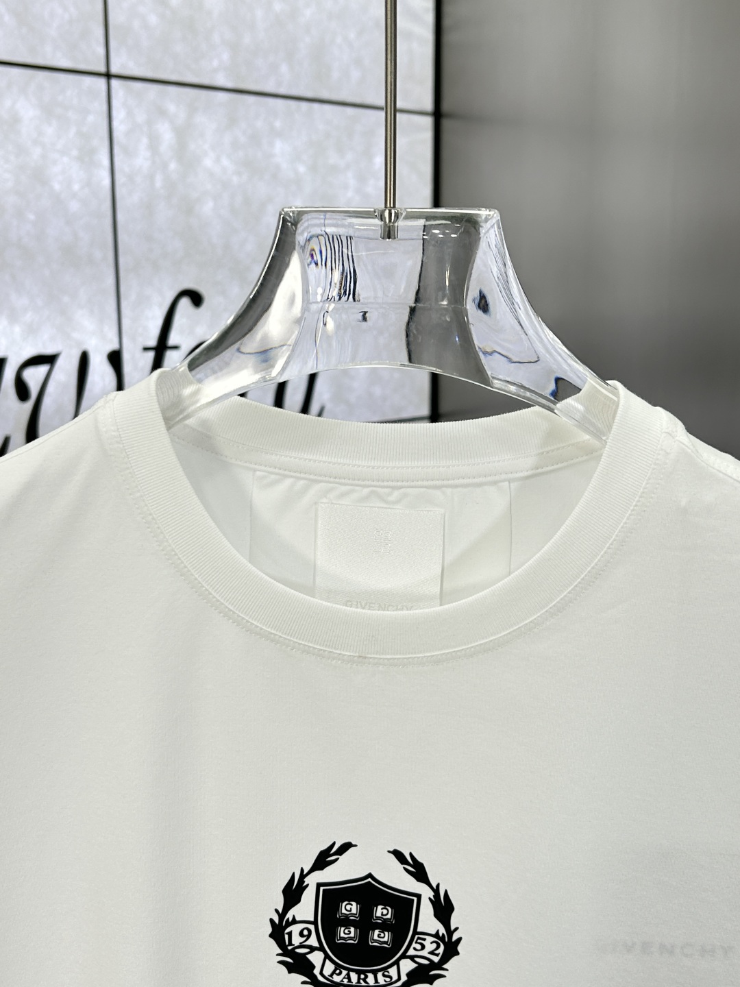 Givenchy Men's White Cotton Jersey T-Shirt with 3D Logo Print 6 cmp i1742276419627 7343 0 6
