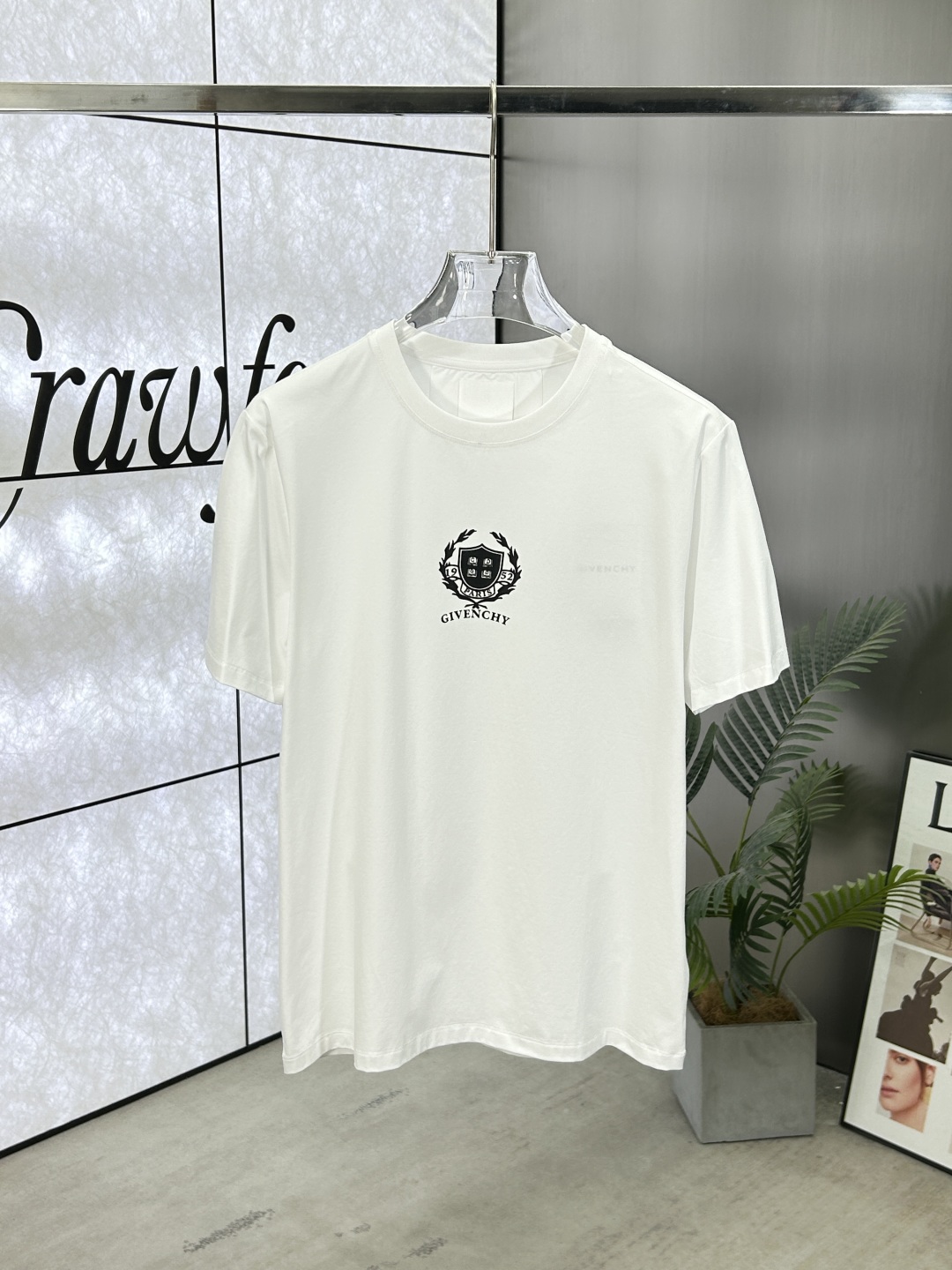 Givenchy Men's White Cotton Jersey T-Shirt with 3D Logo Print 1 cmp i1742276419629 5319 0 0