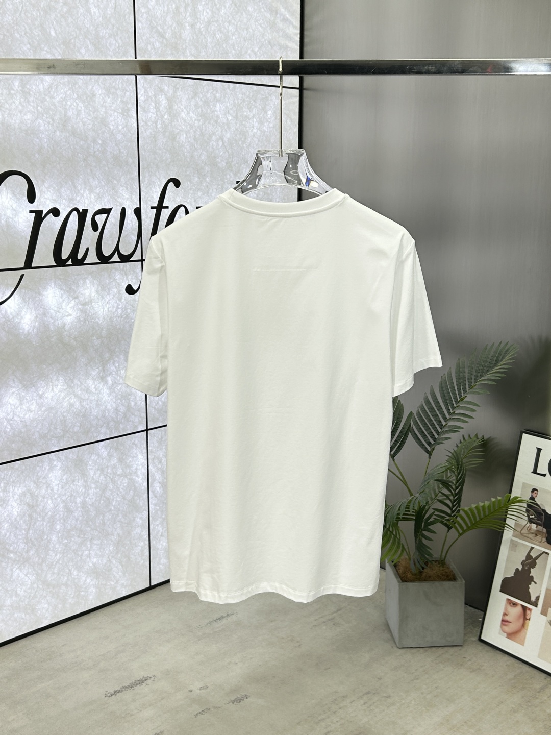 Givenchy Men's White Cotton Jersey T-Shirt with 3D Logo Print 2 cmp i1742276419629 8176 0 1