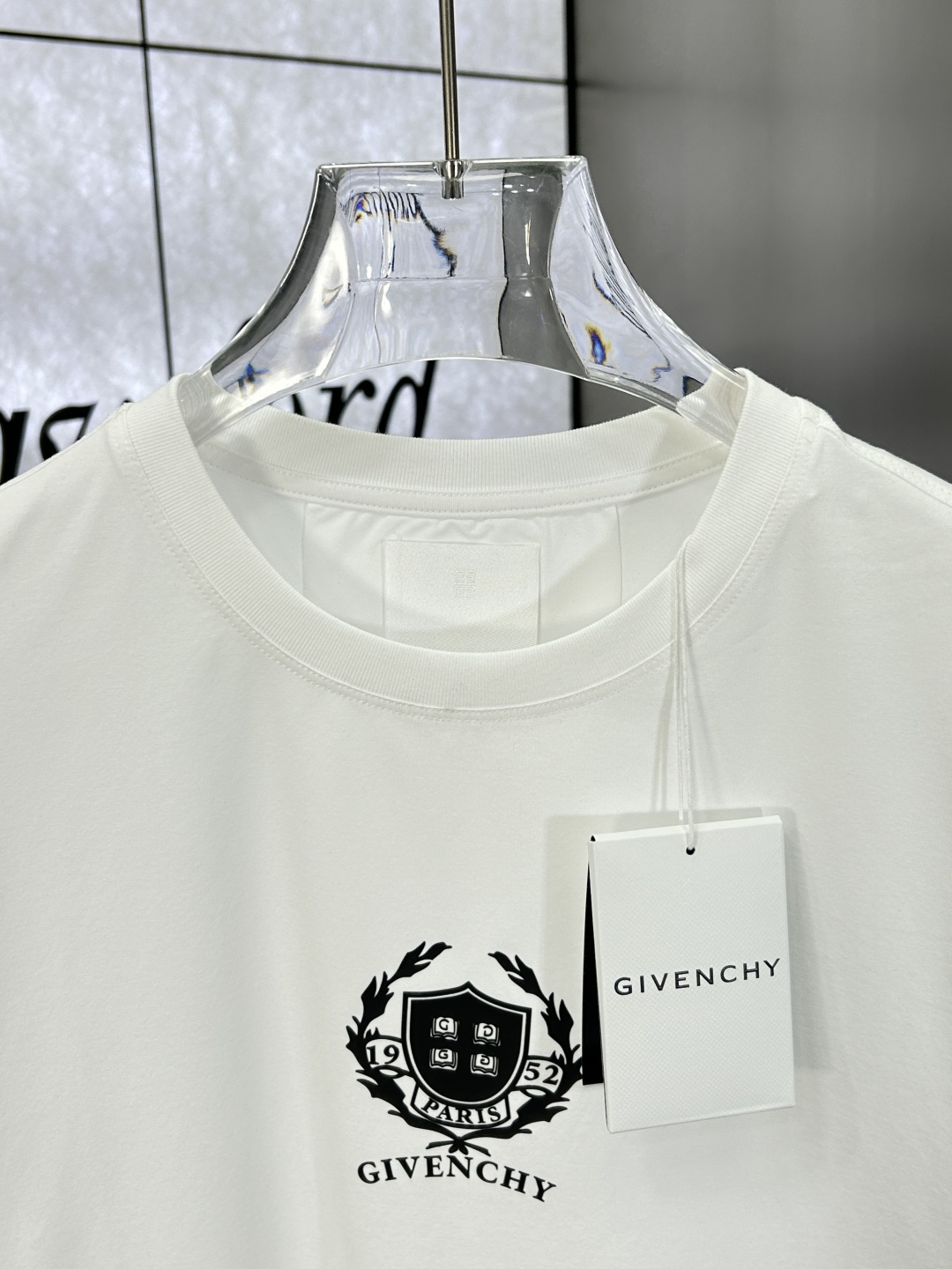 Givenchy Men's White Cotton Jersey T-Shirt with 3D Logo Print 5 cmp i1742276421187 5724 0 4