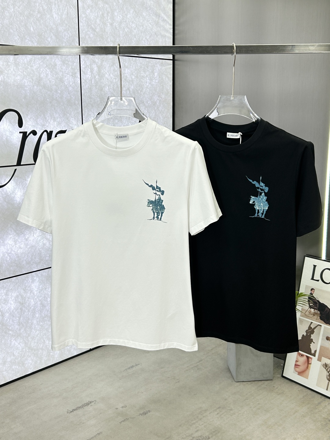 Burberry Men's Black Cotton T-Shirt with Equestrian Knight Design 9 cmp i1742411110238 6907 0 7