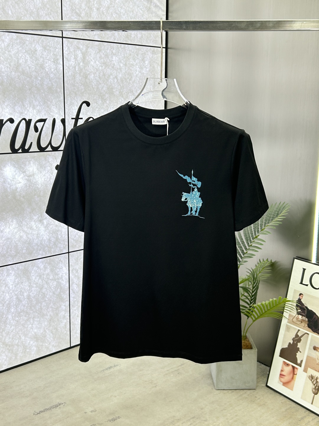 Burberry Men's Black Cotton T-Shirt with Equestrian Knight Design 1 cmp i1742411157802 1602 0 0