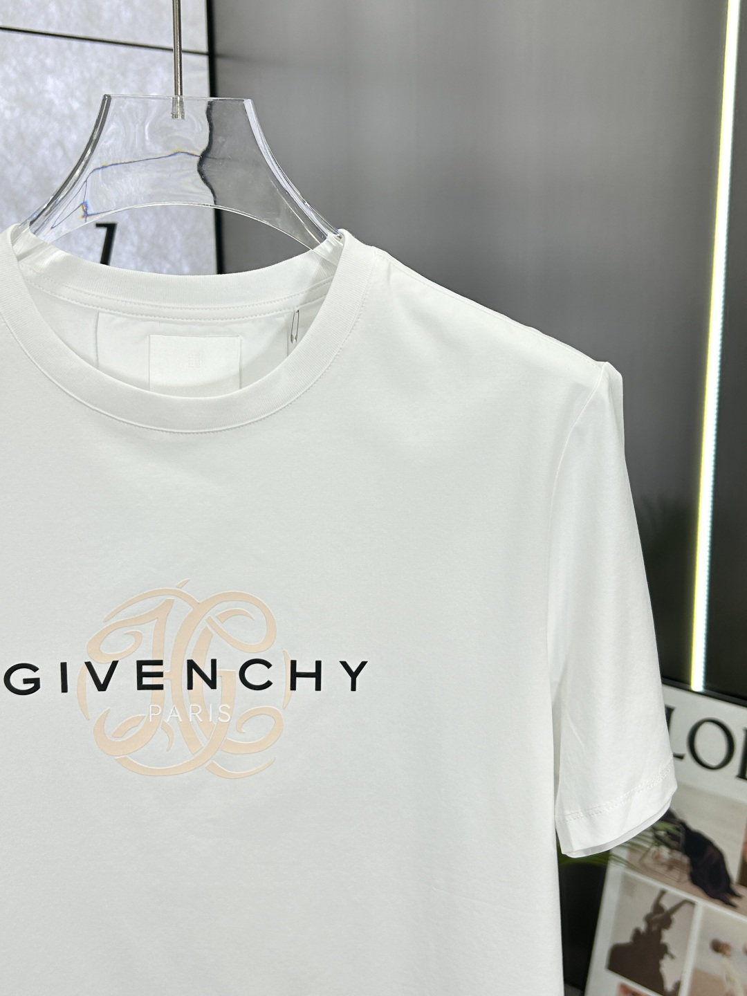 Givenchy Men's White Cotton T-Shirt with Embossed Logo - Short Sleeve 5 cmp i1742412446498 1181 0 3