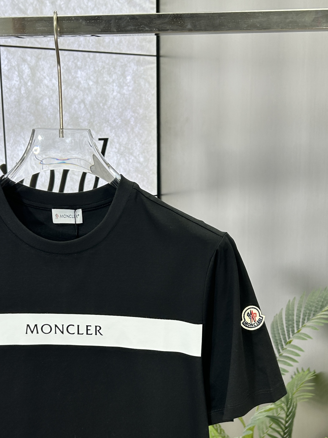 Moncler Men's Logo Print Crew Neck Short Sleeve T-Shirt - Casual Wear 4 cmp i1742496657479 584 0 3