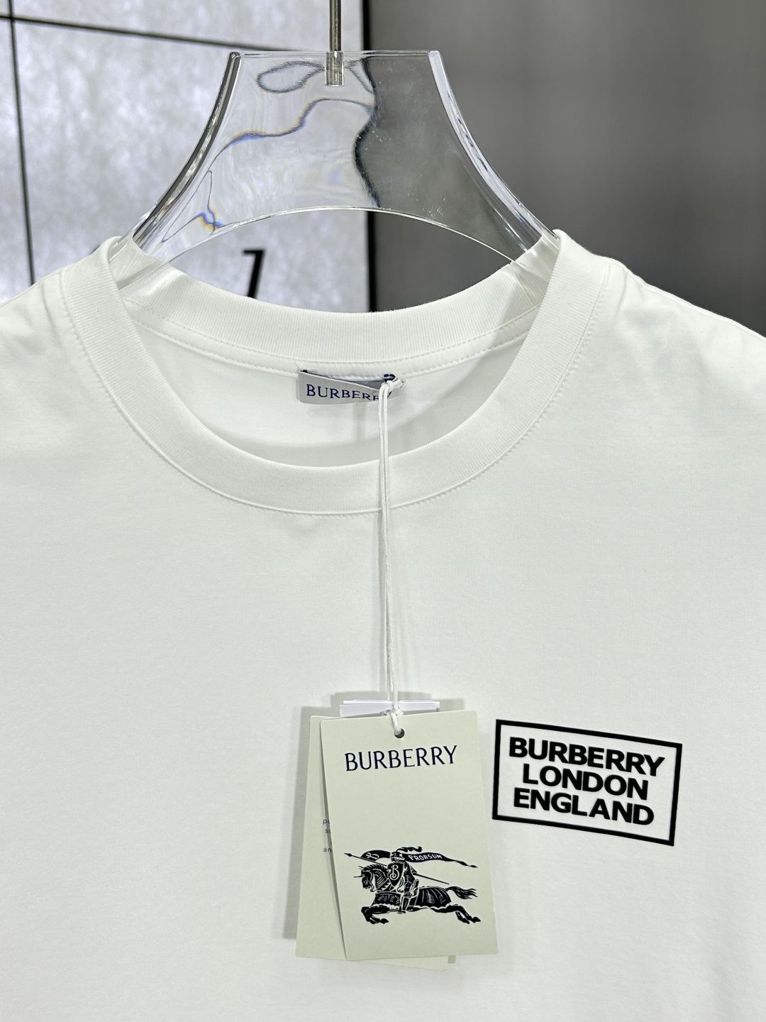 Burberry London England Logo T-Shirt, Short Sleeve, Crew Neck 5 cmp i1743196696430 4447 0 4