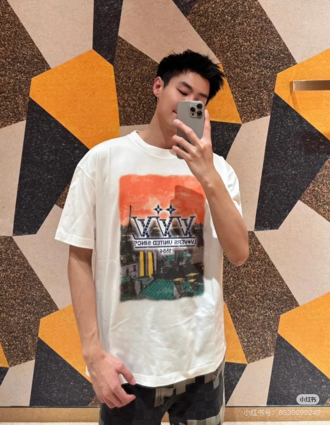 NO:139702,Louis Vuitton (Louis Vuitton) official website picture, priced at 10925, louis vuitton, louis vuitton, alexander wang19860909Louis Vuitton(路易.威登)官网图,售价10925,,louis vuitton,louis vuitton,alexander wang,Men's clothing