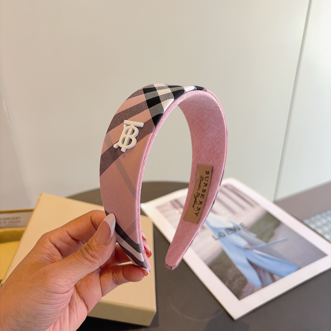配包装巴宝莉BURBERRY 新款双层宽边发箍，客供面料 🎀细节全部实拍！非常耐看又百搭、适合各种场合搭