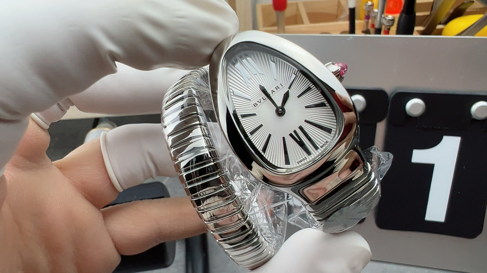 NO:158125,Bv snake table, bottega veneta19860909Bv蛇表,,bottega veneta,Watch