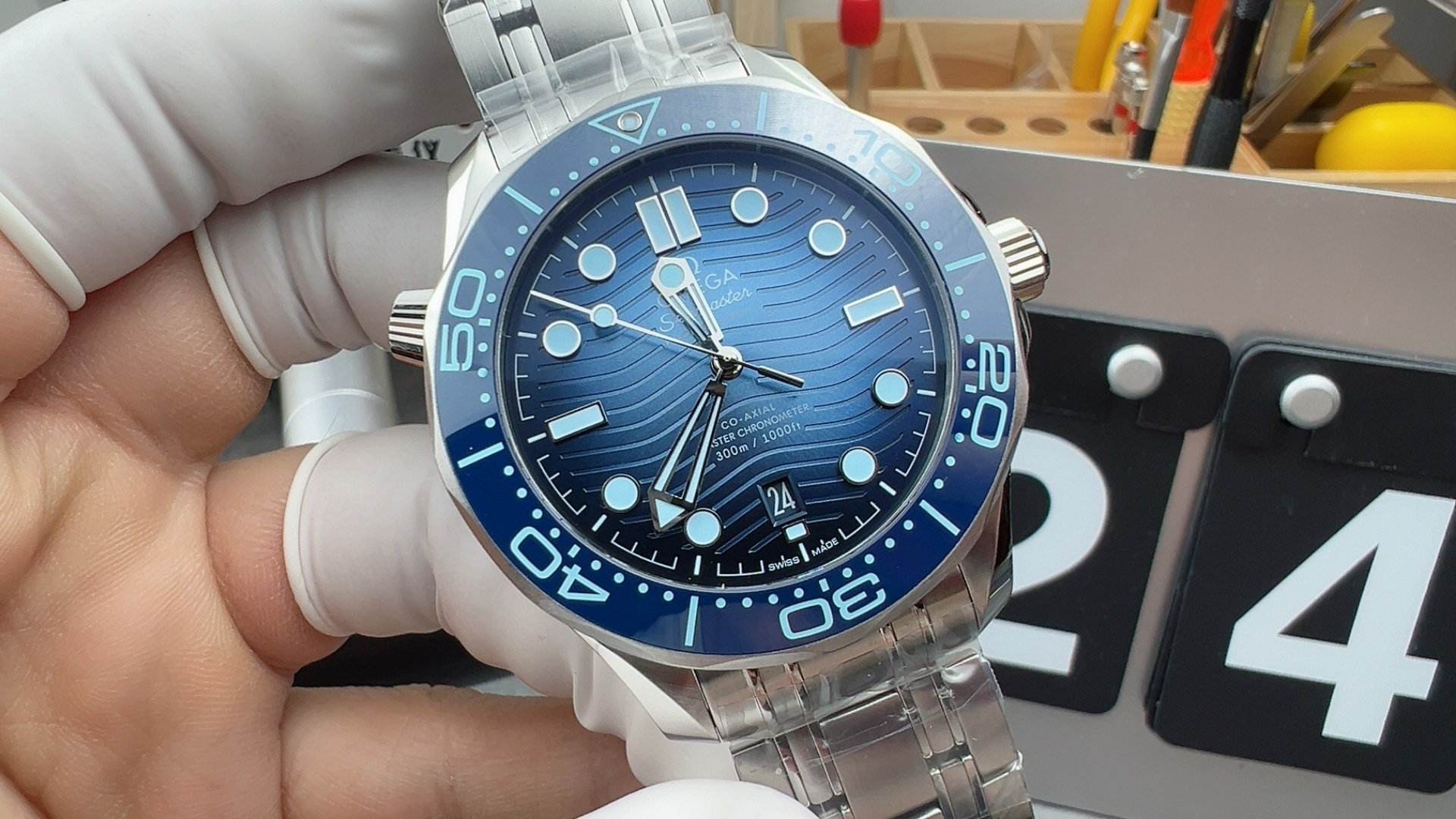 NO:158131,VS Seahorse Summer Blue,19860909VS海马夏日蓝,,Watch