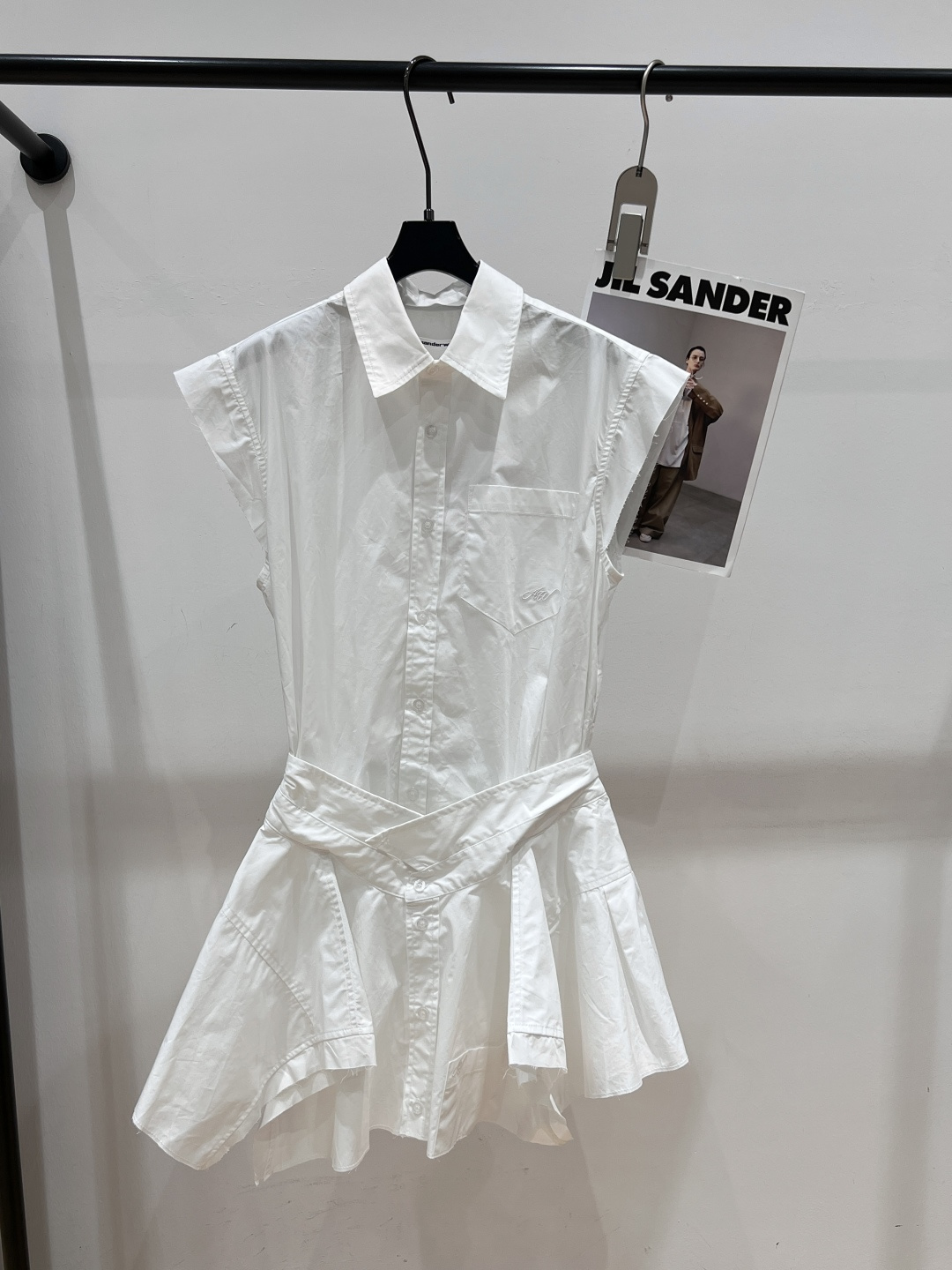 NO:436695,——Alexangerwan*——2025 summer new dress, on sale on the official website, white moonlight dress on the ceiling, irregular skirt design, full of fashion sense on the upper body, spicy and pure SML, skirts, alexander wang19860909——Alexangerwan*——2025夏季新款连衣裙,官网在售,天花板的白月光连衣裙,,不规则裙摆设计,上身时尚感拉满,又辣又清纯SML,,skirts,alexander wang,Women's clothing