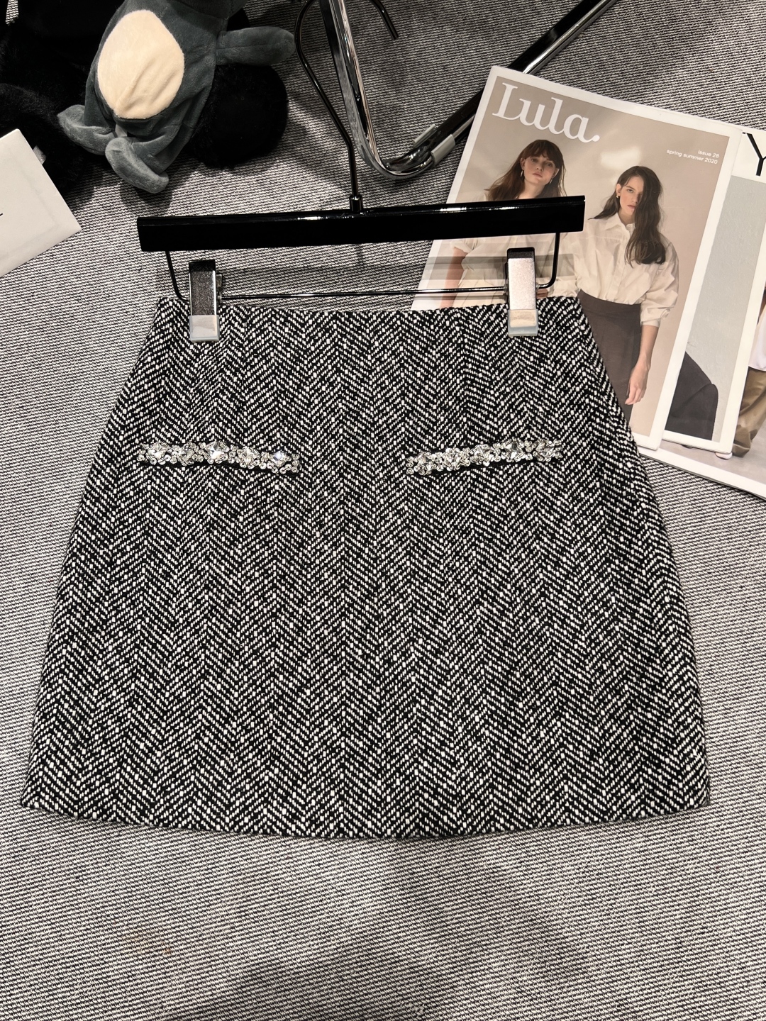 Chanel-Inspired Tweed Set: Jacket and Skirt Outfit with Embellished Details 6 cmp i1758860033905 7817 0 4
