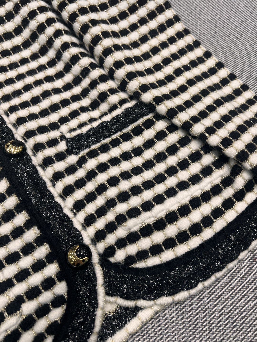 Elegant Striped Cardigan with V-Neck and Custom Buttons - Chanel Style 4 cmp i1759381055482 4805 0 2