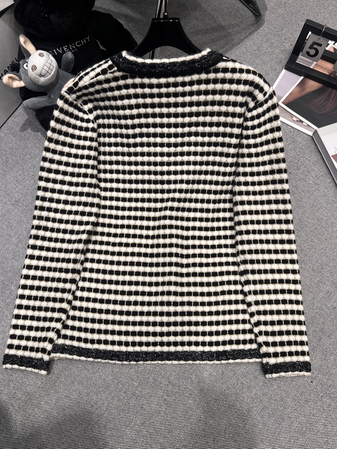 Elegant Striped Cardigan with V-Neck and Custom Buttons - Chanel Style 7 cmp i1759381056204 2351 0 5