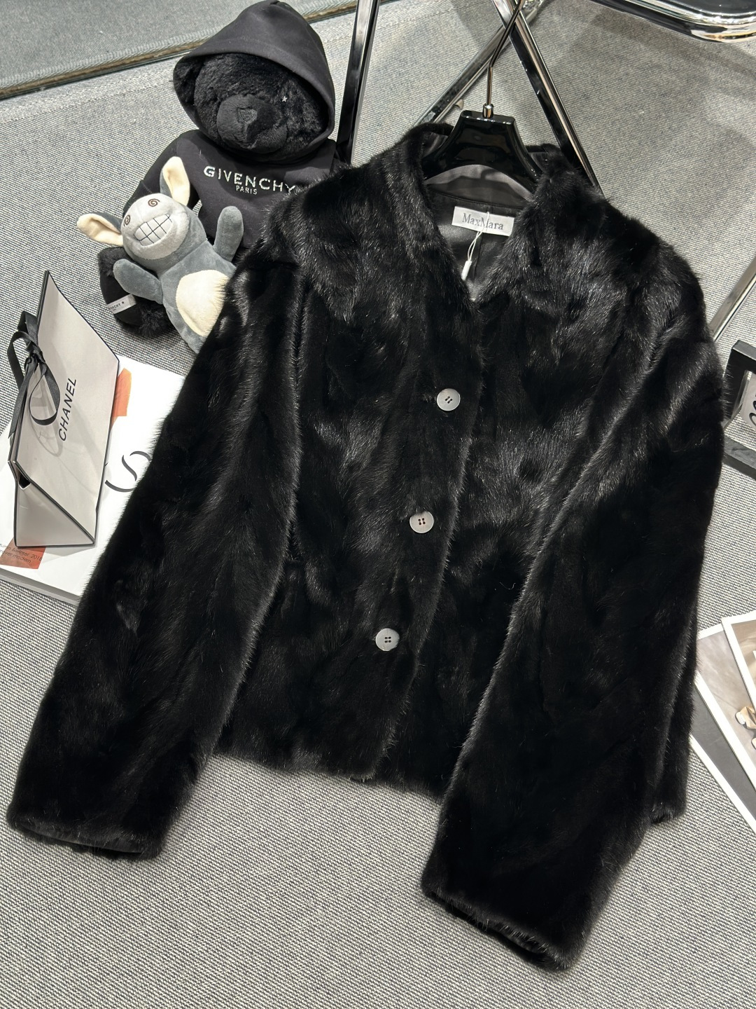 NO:578774,Equipped with dust bag - MaxMar* - New mink fur short jacket for autumn and winter, made of high-quality mink imported from North America, with dense velvet, strong luster, soft and delicate feel, comfortable and high-end to wear, size S-XL,, jackets & coats, alexander wang19860909配防尘袋——MaxMar*——秋冬新款水貂毛短外套,采用北美进口优质水貂,绒毛密实,光泽感强,手感柔软细腻,穿着舒适又高级,码数S-XL,,jackets & coats,alexander wang,Women's clothing