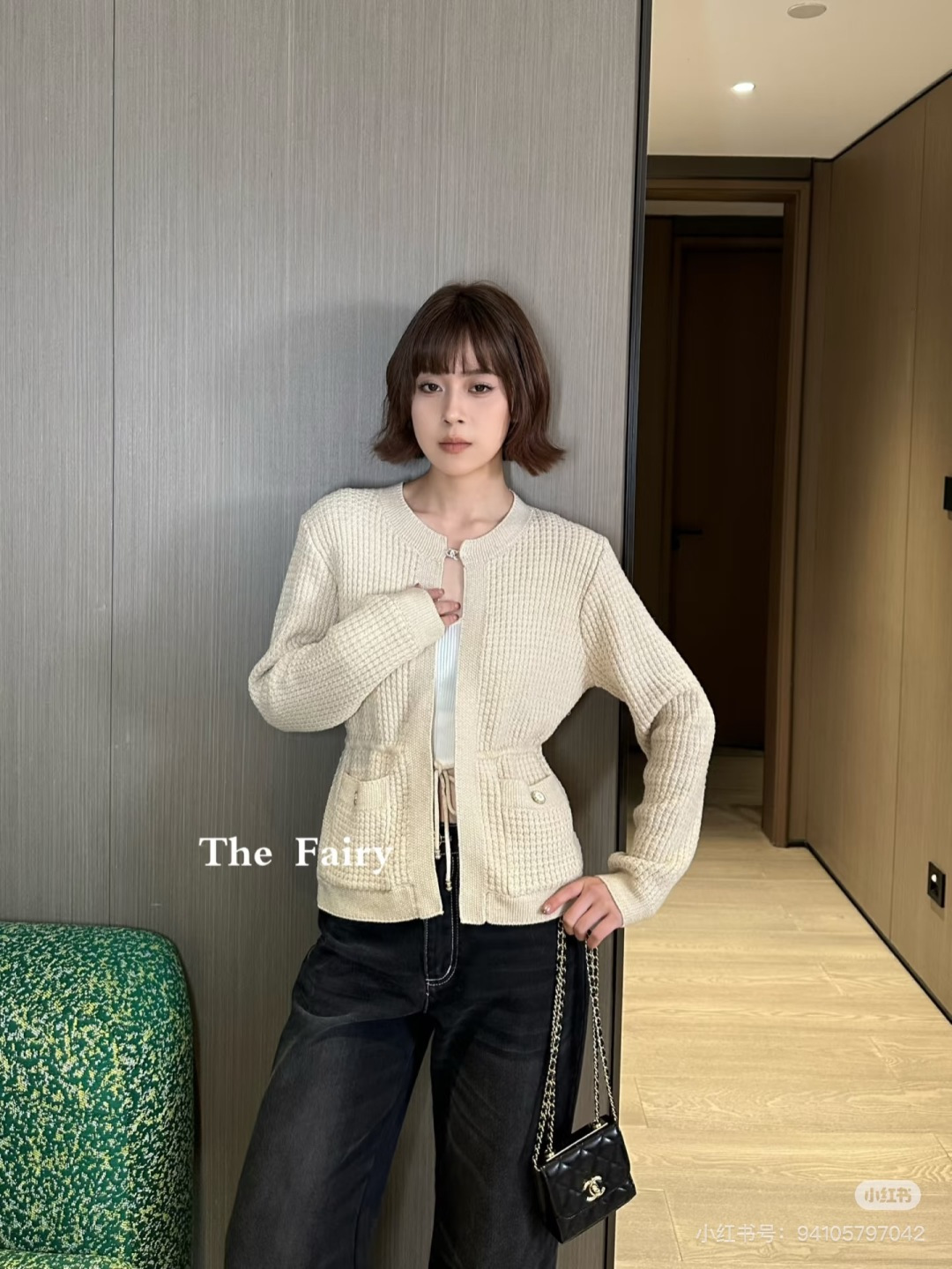 NO:694897,,,19860909,,,Women's clothing