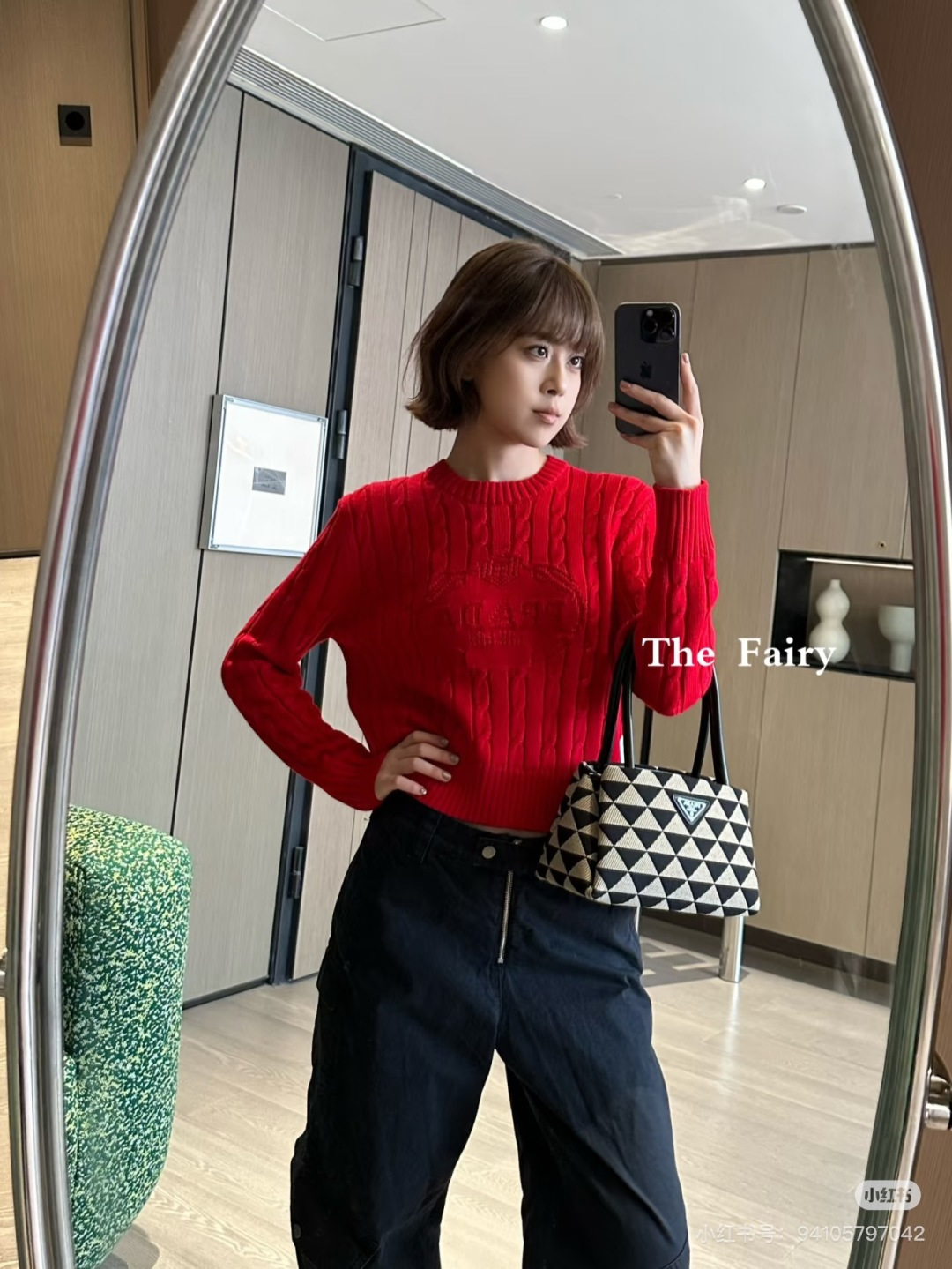 NO:713546,,,19860909,,,Women's clothing