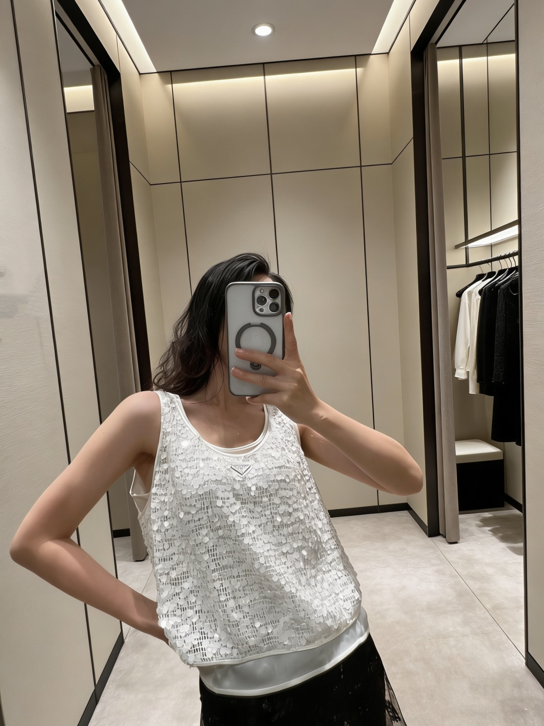 NO:752478,,,19860909,,,Women's clothing