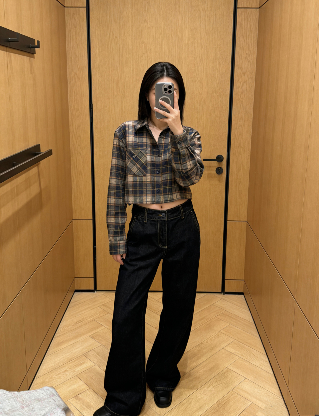 NO:753919,,,19860909,,,Women's clothing