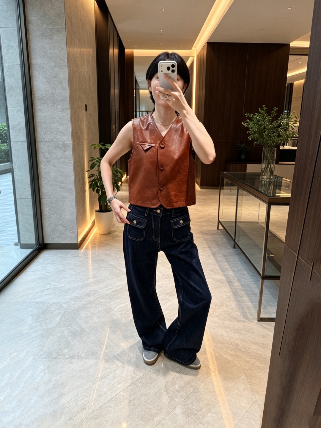 NO:926967,,,19860909,,,Women's clothing
