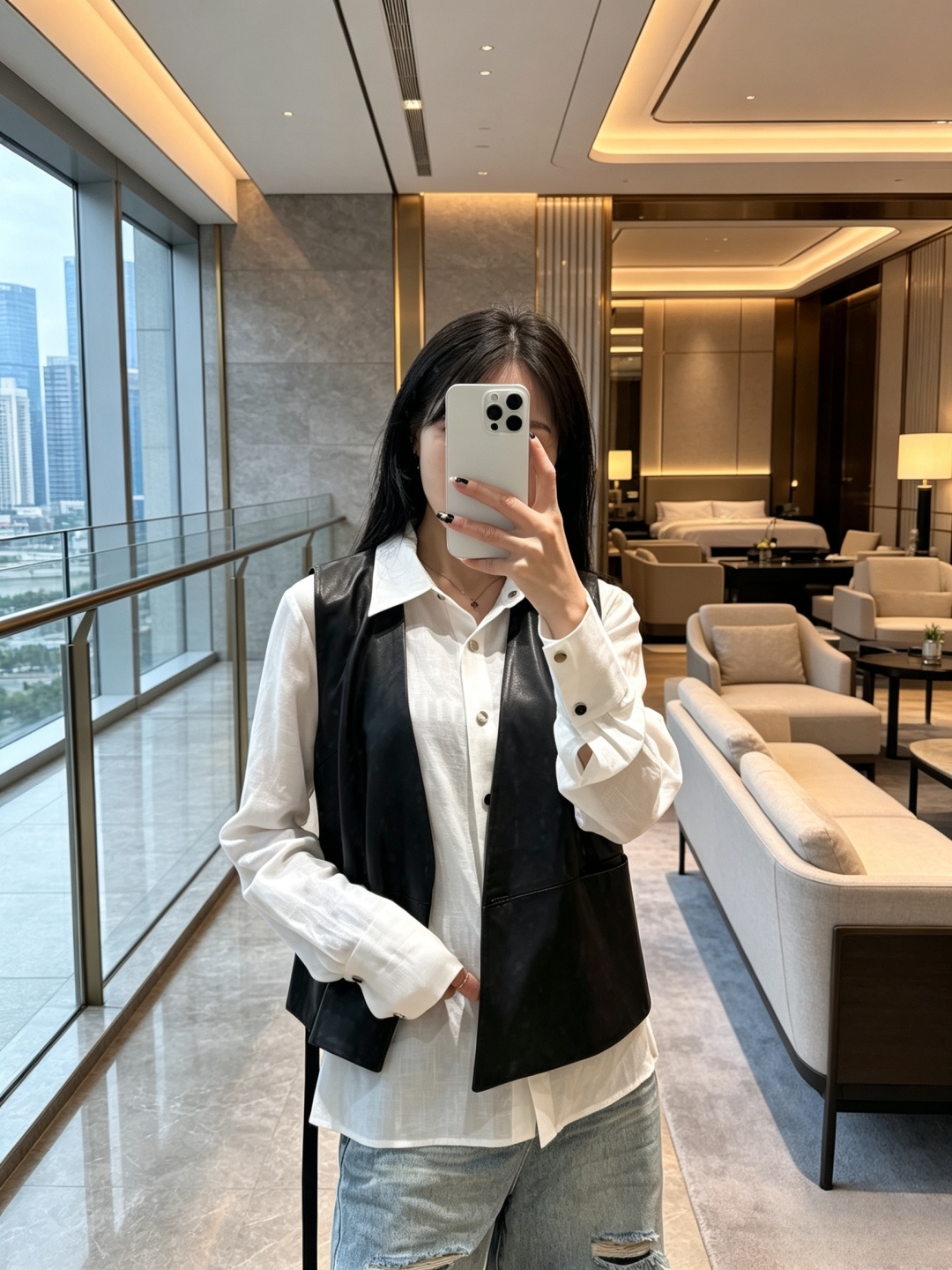 NO:944805,,,19860909,,,Women's clothing