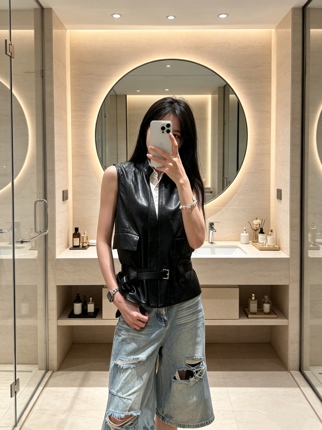 NO:955043,,,19860909,,,Women's clothing