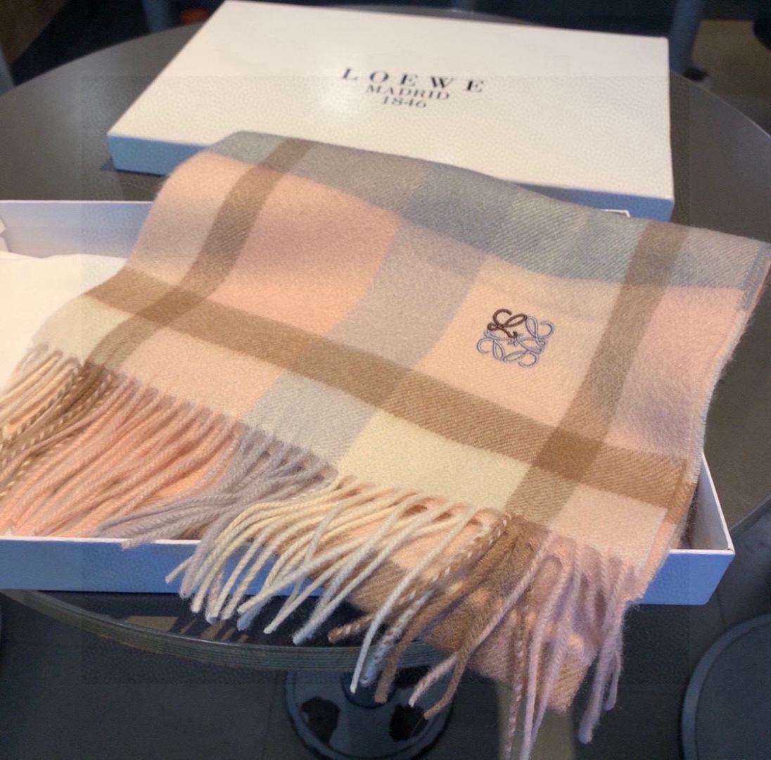 Loewe 重磅推荐 LOEWE · 罗意威炒鸡高级感 名媛白富美 拿到手你就懂我说的了