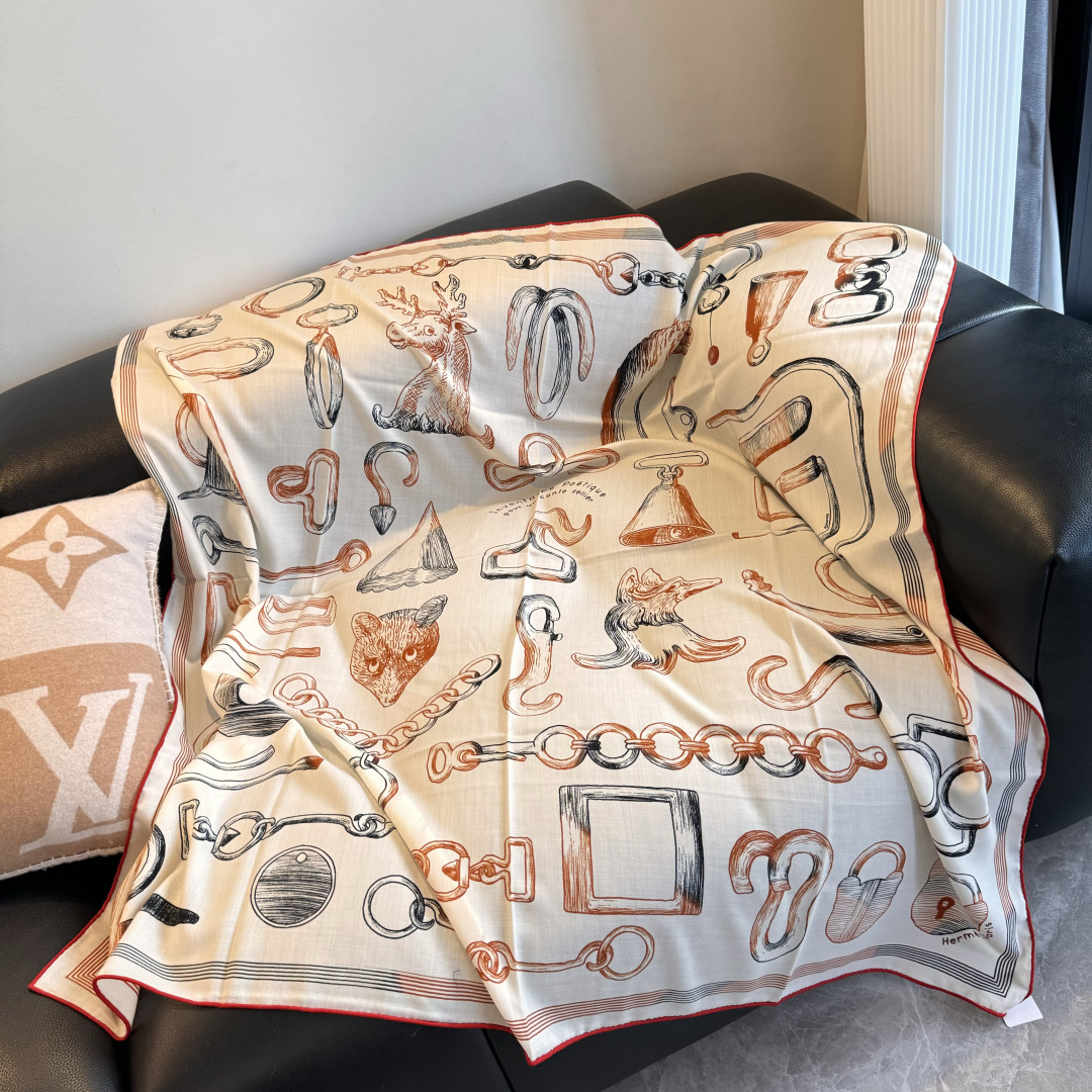 “马具故事的诗意回顾”140双面披肩设计师 弗洛伦斯·曼里克（Florence Manlik）尺寸：13