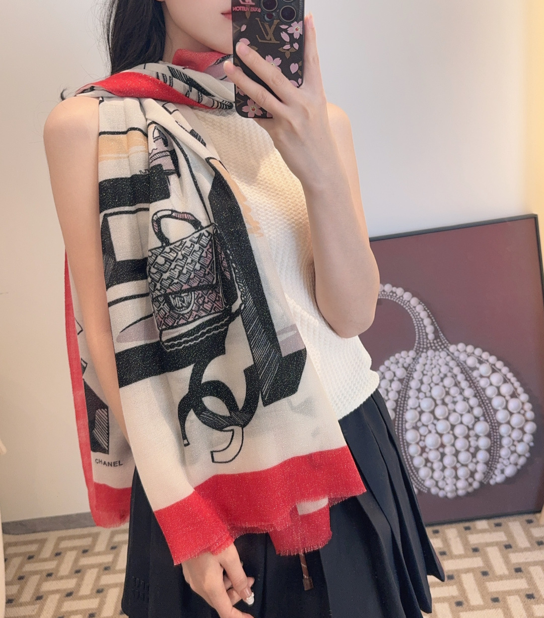 上新❤️超级有腔调！！！巨巨巨巨美的闪光女神】谁懂这种秋冬调性的美啊？！！！这款小香披肩也是我疯狂喜欢的