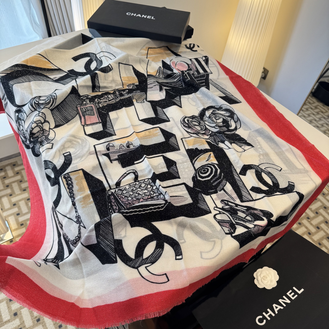 上新❤️超级有腔调！！！巨巨巨巨美的闪光女神】谁懂这种秋冬调性的美啊？！！！这款小香披肩也是我疯狂喜欢的