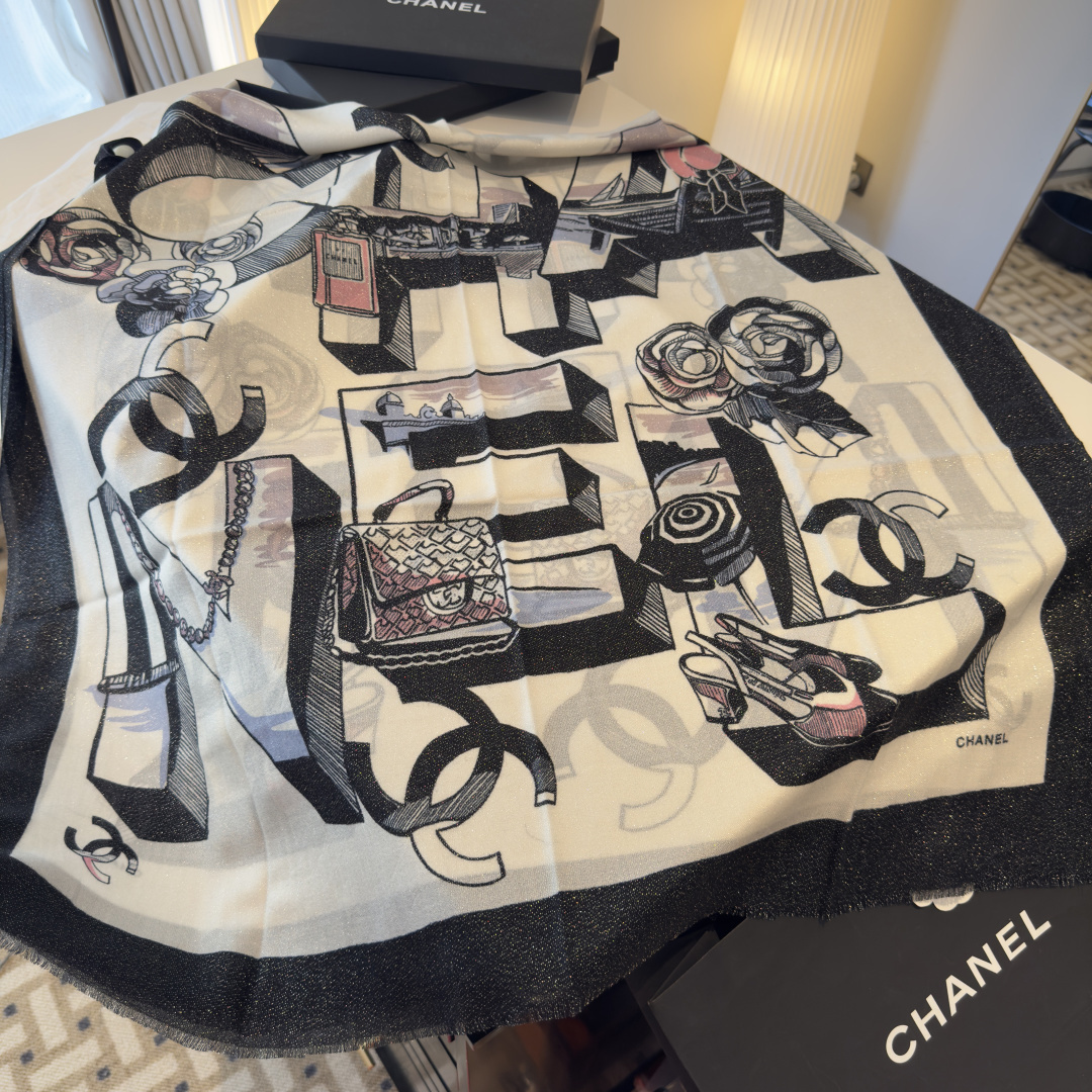 上新❤️超级有腔调！！！巨巨巨巨美的闪光女神】谁懂这种秋冬调性的美啊？！！！这款小香披肩也是我疯狂喜欢的