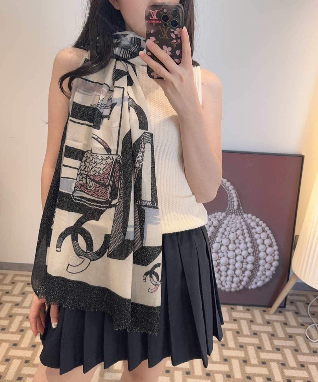 上新❤️超级有腔调！！！巨巨巨巨美的闪光女神】谁懂这种秋冬调性的美啊？！！！这款小香披肩也是我疯狂喜欢的