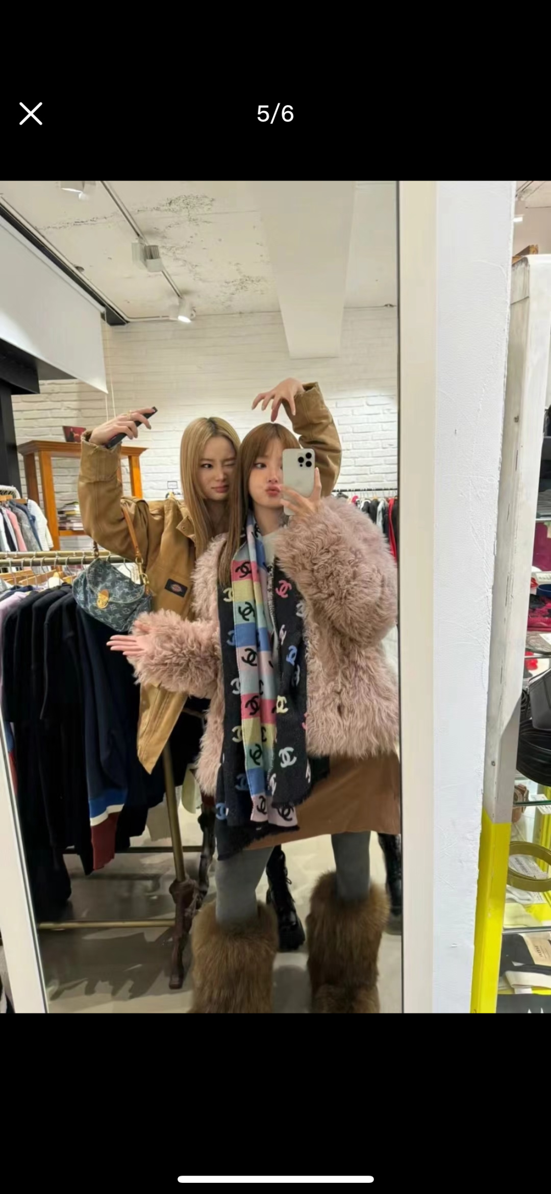 爆款彩虹围巾果然是芭比的配色，上身非常好看香奈儿彩虹围巾，chanel24c 早春新品彩虹亮丝围巾披肩，