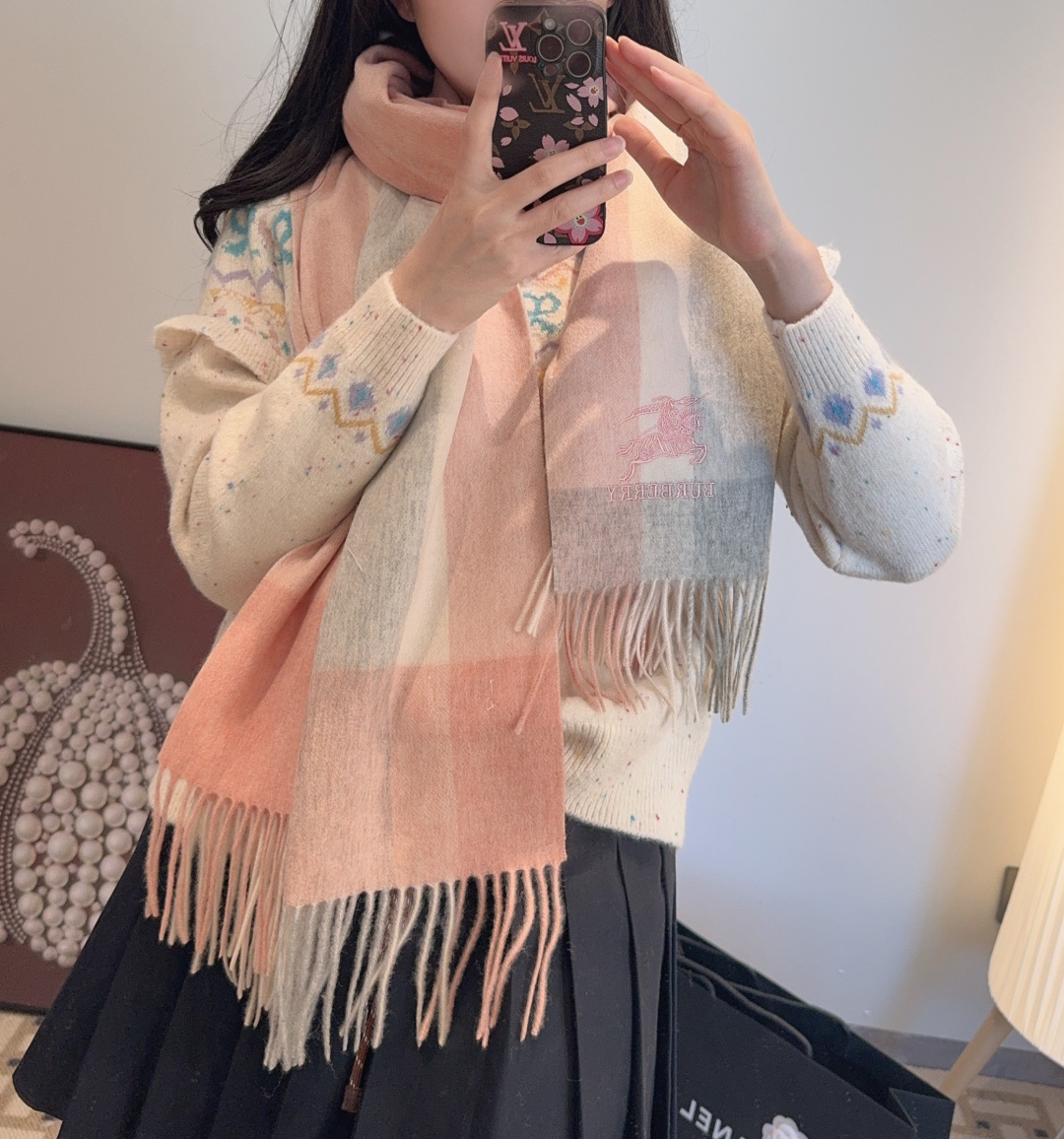 🆕Burberry ·巴宝莉爱心款💗❗️大B家新品围巾披肩‮磅重‬来了❗️bur原单殿堂‮皇级‬室最新款