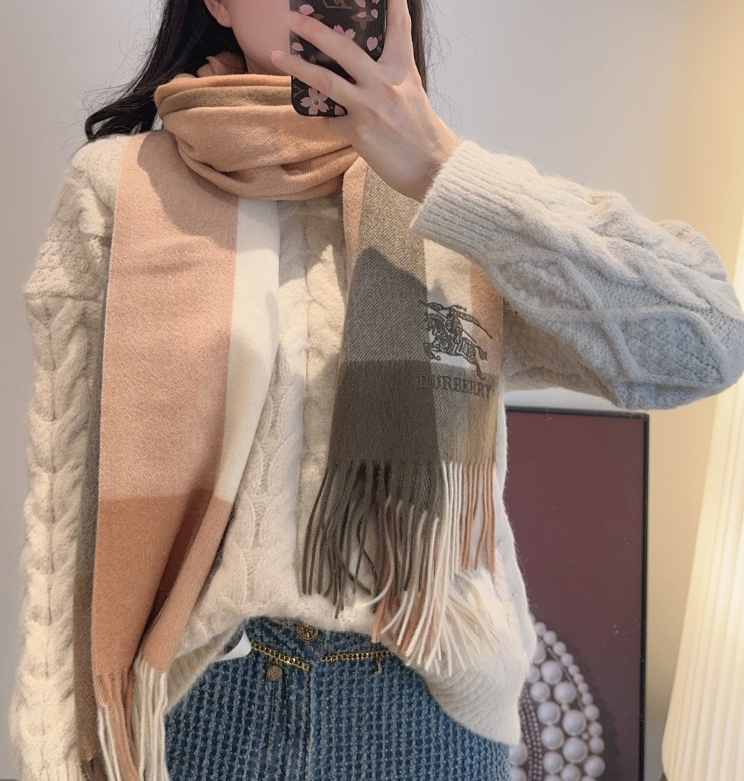 🆕Burberry ·巴宝莉爱心款💗❗️大B家新品围巾披肩‮磅重‬来了❗️bur原单殿堂‮皇级‬室最新款