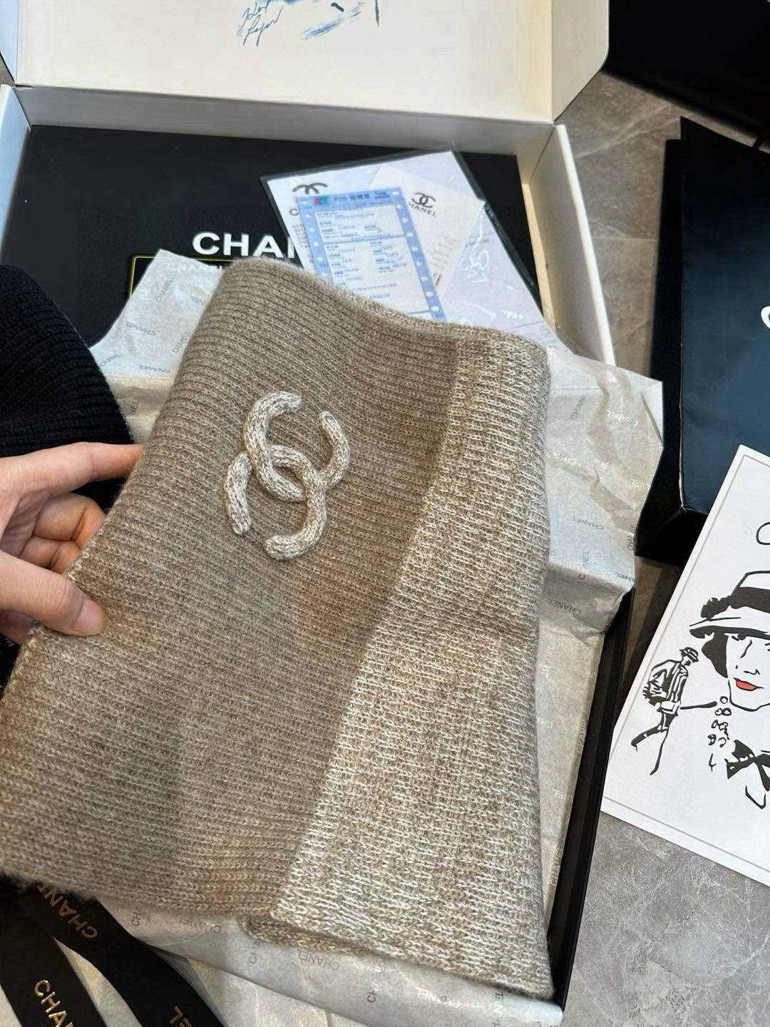 👑👑Chanel24秋冬新款24b针织围巾羊绒针织长巾‼️美翻了[流泪]御用殿堂级极品‼️新款在售 进口