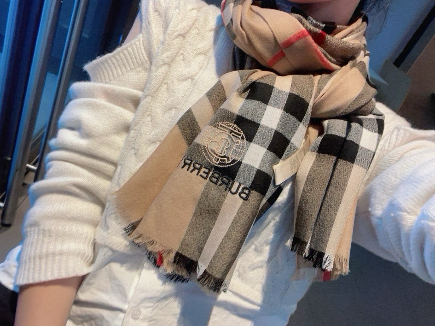 羊绒长巾⚜️bur殿堂级御用推荐❗️出口英国的订单！最新经典混纺系列。来的太是时候了❗️非常适合春秋及空