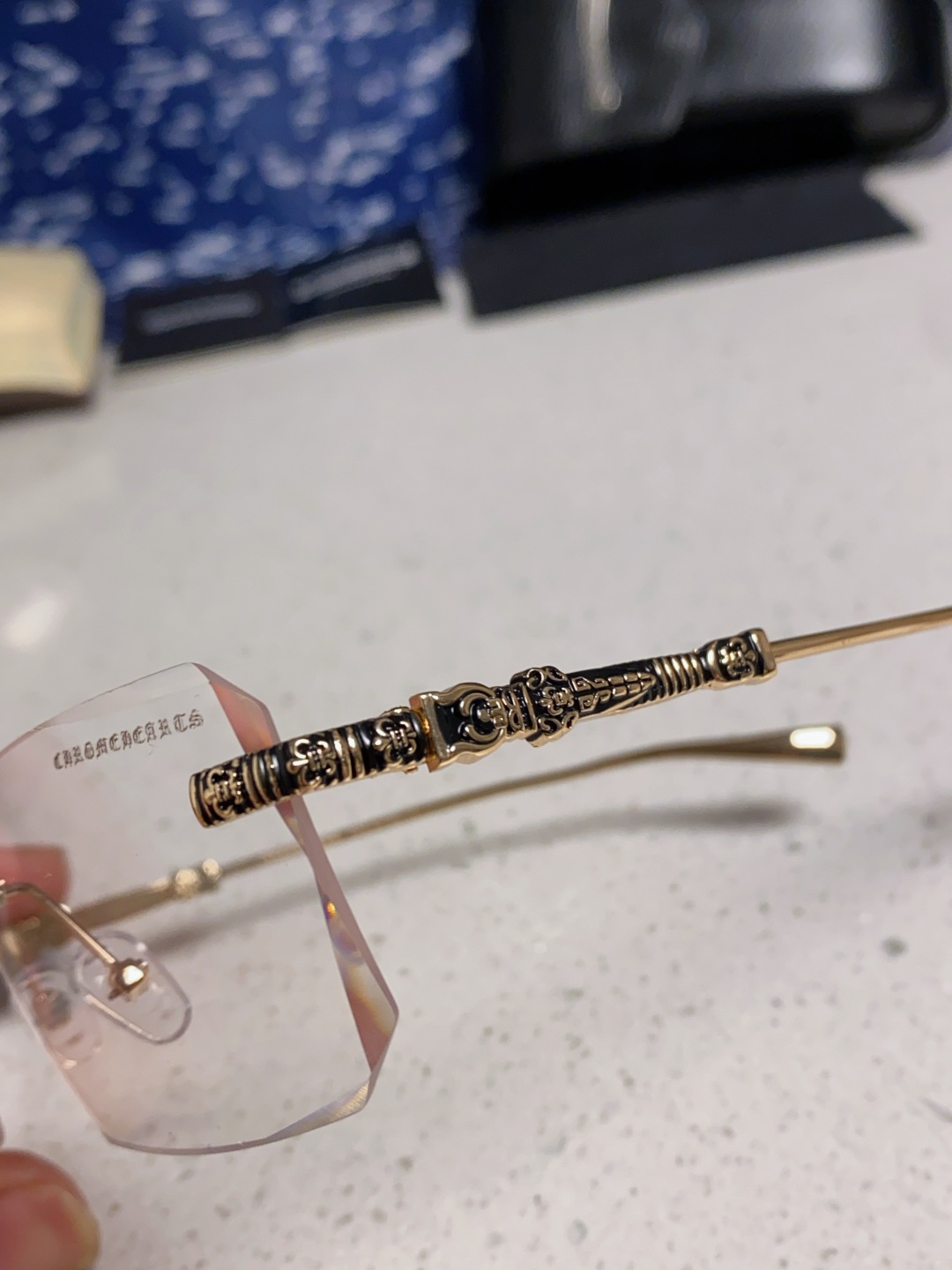  Chrome Hearts 克罗心 2025新款 欧美复古长方形无框切边墨镜女潮时尚气质街拍凹造型显瘦
